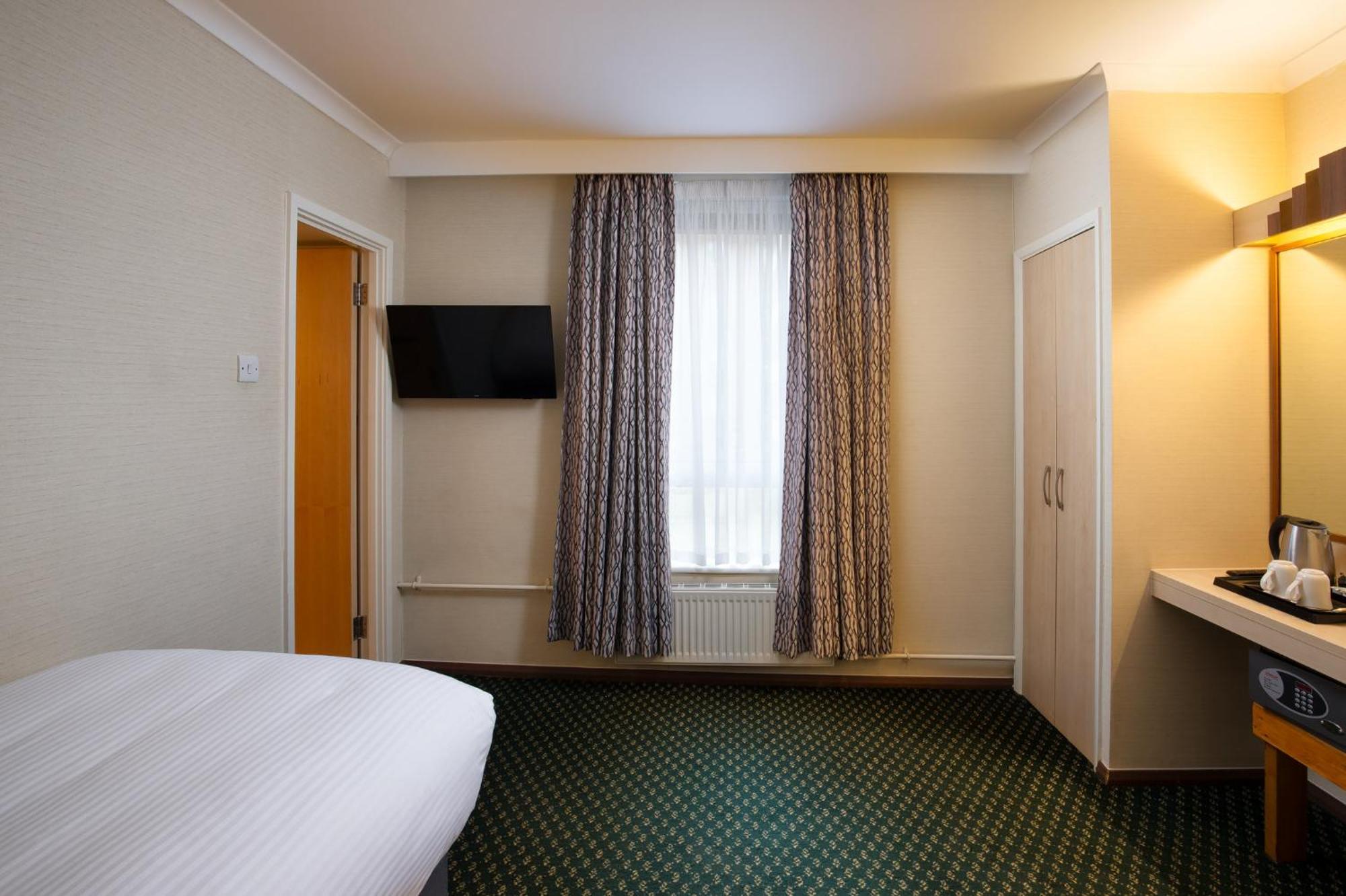 Tavistock Hotel Лондон Екстериор снимка