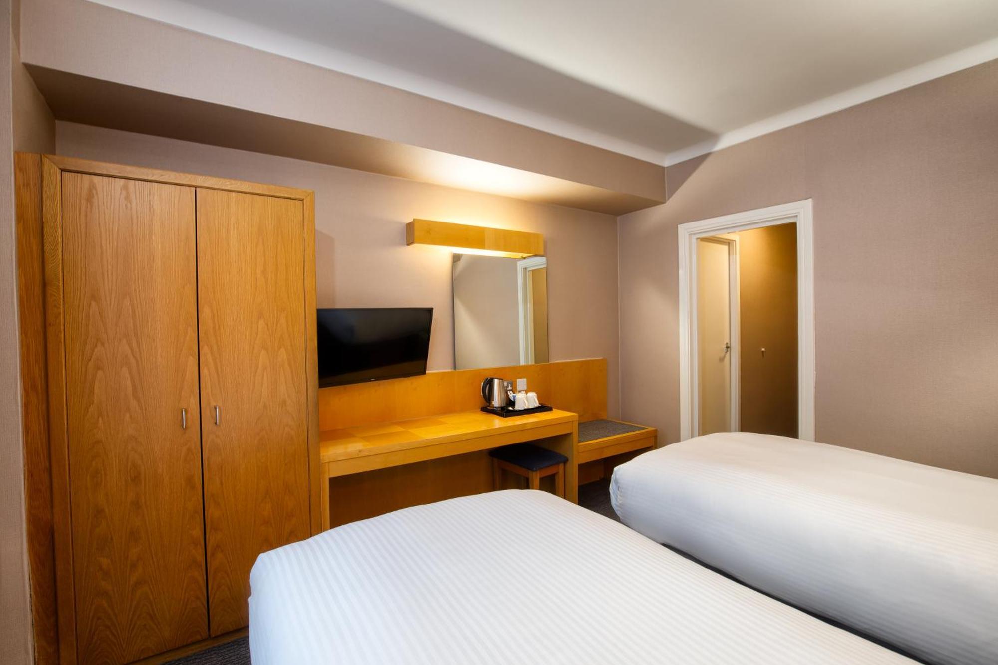 Tavistock Hotel Лондон Екстериор снимка